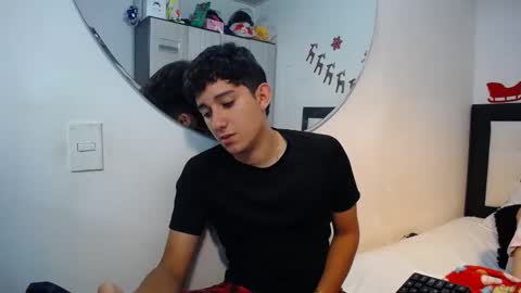 -- nicolle and jhon -- online show from January 8, 2026, 5:10 am