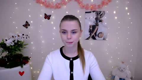 Mari online show from February 18, 2026, 6:20 am