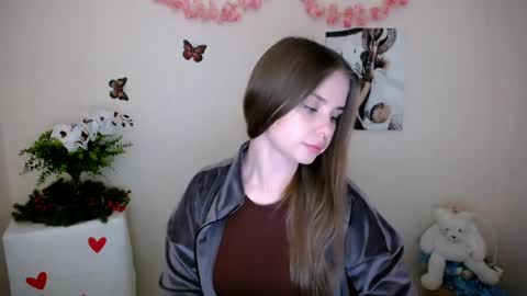 Snapshot of dream_mari chatting on April 23, 2026, 6:58 am Mari online show from April 23, 2026, 6:58 am