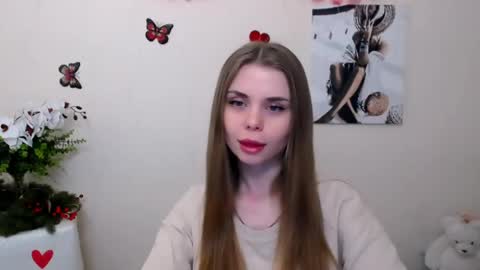 Snapshot of dream_mari chatting on May 3, 2026, 5:35 am Mari online show from May 3, 2026, 5:35 am