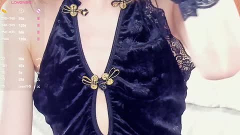 Snapshot of dream_melody chatting on October 26, 2025, 8:53 am Hi Im Monika Welcome to my room online show from October 26, 2025, 8:53 am