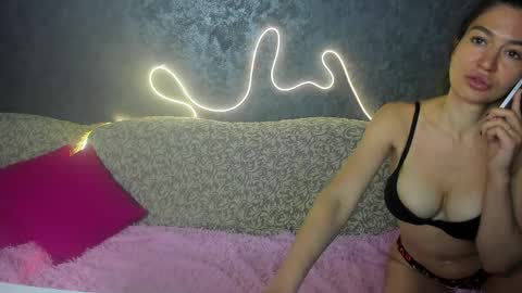 Olivia online show from May 20, 2026, 2:40 am
