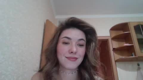 Snapshot of dream_petal_ chatting on May 6, 2026, 10:31 am dream_petal_ online show from May 6, 2026, 10:31 am