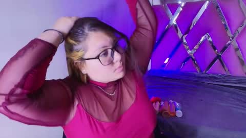 Snapshot of dreambooo_ chatting on April 29, 2026, 11:47 am C A M I L A online show from April 29, 2026, 11:47 am