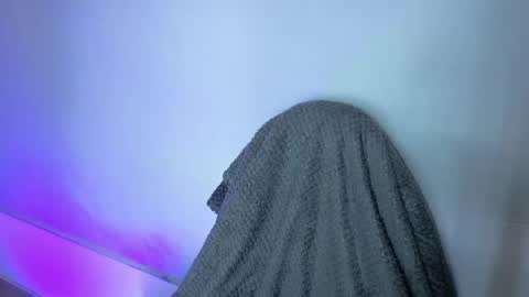 Snapshot of dreambooo_ chatting on May 2, 2026, 11:48 am C A M I L A online show from May 2, 2026, 11:48 am