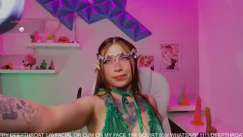 dreamleah_ online show from September 21, 2025, 5:20 am