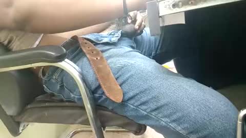 Snapshot of dreamlover2018 chatting on January 12, 2025, 5:33 pm dreamlover2018 online show from January 12, 2025, 5:33 pm