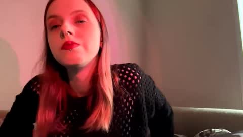 Luna online show from November 17, 2025, 9:26 am