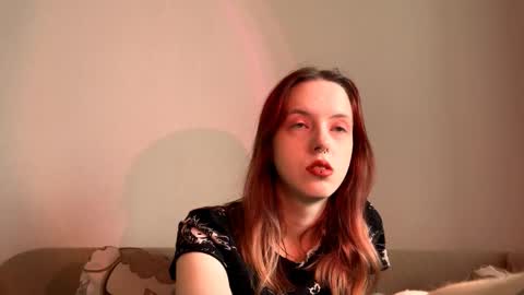 Luna online show from November 19, 2025, 11:10 am