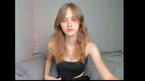 Snapshot of dreamy_pollyyy chatting on July 15, 2026, 7:52 pm dreamy_pollyyy online show from July 15, 2026, 7:52 pm
