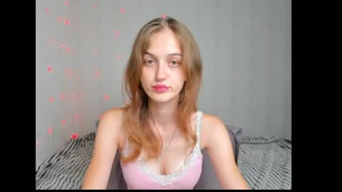 Snapshot of dreamy_pollyyy chatting on July 23, 2026, 9:51 am dreamy_pollyyy online show from July 23, 2026, 9:51 am