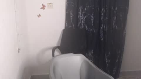 Snapshot of dreamy_wetpussy chatting on May 8, 2026, 8:47 pm BEAUTY online show from May 8, 2026, 8:47 pm