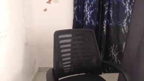 Snapshot of dreamy_wetpussy chatting on June 9, 2026, 7:09 am BEAUTY online show from June 9, 2026, 7:09 am