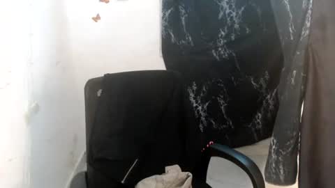 Snapshot of dreamy_wetpussy chatting on June 30, 2026, 7:59 pm BEAUTY online show from June 30, 2026, 7:59 pm