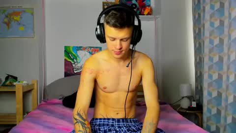 Adam Dream online show from September 26, 2025, 7:56 am