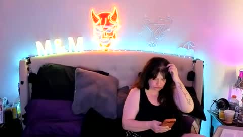 Snapshot of dreamycouple01 chatting on May 30, 2026, 2:03 pm DreamyCouple01 online show from May 30, 2026, 2:03 pm