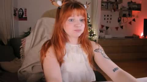 my name is Lia online show from December 18, 2025, 9:32 pm