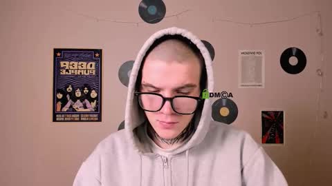 drew_soft_ online show from December 2, 2025, 7:42 pm