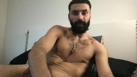 Snapshot of drewwho_ chatting on December 20, 2025, 5:42 pm drewwho_ online show from December 20, 2025, 5:42 pm