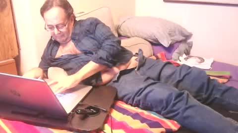 Dr. Feelgood online show from February 17, 2025, 4:09 am