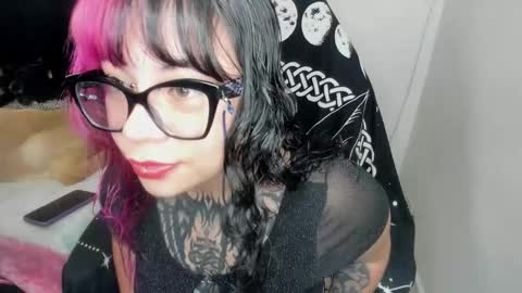 Snapshot of driana_ate chatting on October 9, 2025, 3:59 am Driana online show from October 9, 2025, 3:59 am