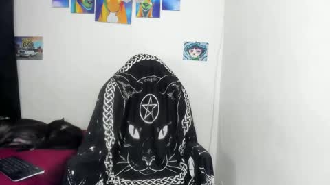 Snapshot of driana_ate chatting on October 15, 2025, 10:32 pm Driana online show from October 15, 2025, 10:32 pm