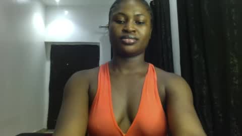 dripping_luna online show from January 27, 2025, 7:13 pm