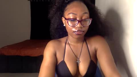 luna online show from February 24, 2026, 4:54 am