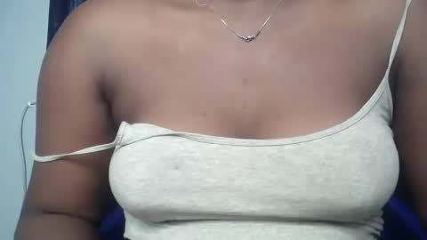 Snapshot of drippussy1 chatting on February 1, 2026, 4:22 am Ebonypussy1 online show from February 1, 2026, 4:22 am