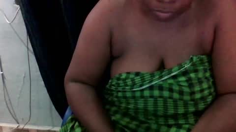 Snapshot of drippussy1 chatting on February 1, 2026, 10:08 pm Ebonypussy1 online show from February 1, 2026, 10:08 pm