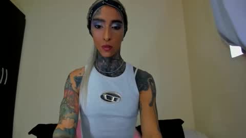 drippyorlove online show from March 12, 2025, 10:28 pm