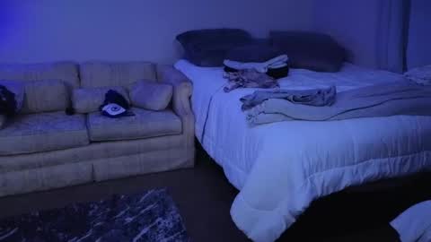 Drizzypeach602 online show from February 12, 2025, 2:56 am