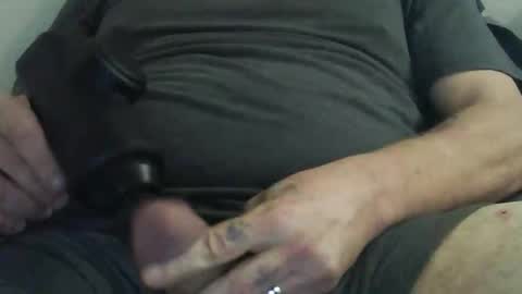 drknssn2lite75 online show from February 11, 2026, 7:02 am