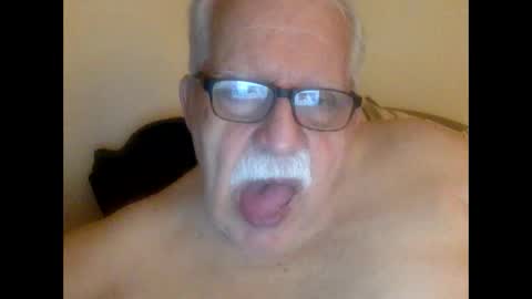 drnick069 online show from October 4, 2025, 8:01 am