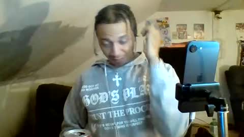 Snapshot of dubz07 chatting on July 5, 2026, 12:34 pm dubz07 online show from July 5, 2026, 12:34 pm