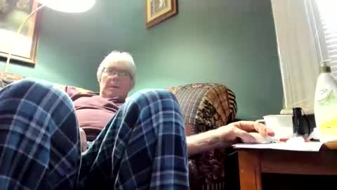 Snapshot of dug38 chatting on May 17, 2026, 1:03 am Doug online show from May 17, 2026, 1:03 am