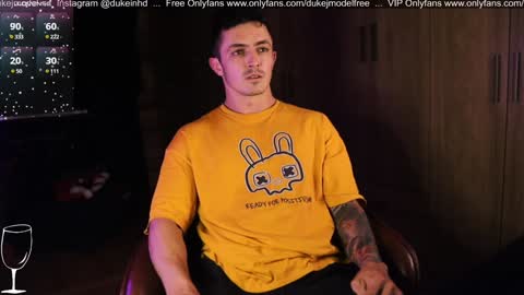 Snapshot of duke_j chatting on January 14, 2025, 3:22 am DUKE J              online show from January 14, 2025, 3:22 am