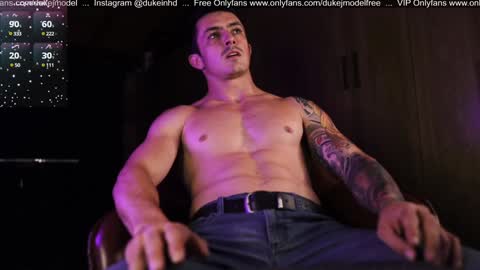 Snapshot of duke_j chatting on January 31, 2025, 3:52 am DUKE J              online show from January 31, 2025, 3:52 am