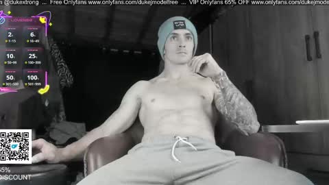 Snapshot of duke_j chatting on October 4, 2025, 2:31 am DUKE J              online show from October 4, 2025, 2:31 am