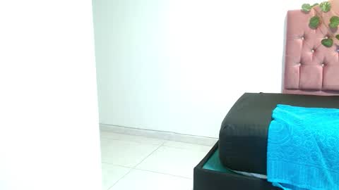 Snapshot of dulce1609 chatting on December 19, 2025, 7:43 pm dulce1609 online show from December 19, 2025, 7:43 pm