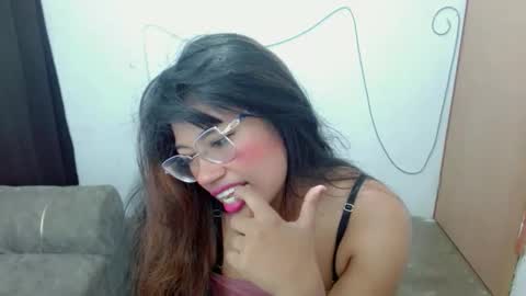 Snapshot of dulce2415 chatting on April 23, 2026, 3:08 am dulce2415 online show from April 23, 2026, 3:08 am