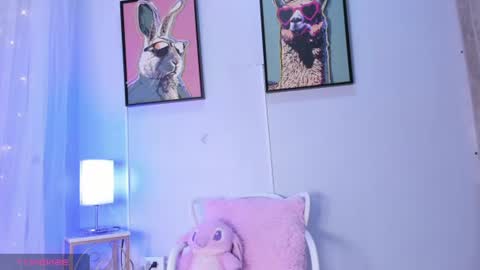 dulce__fiore07 online show from July 2, 2026, 12:55 pm