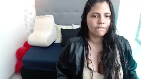 Dulce  love69 online show from December 25, 2024, 10:05 pm