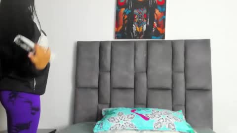 Dulce amg online show from February 15, 2025, 11:39 am