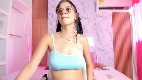 dulce online show from March 4, 2026, 8:04 pm