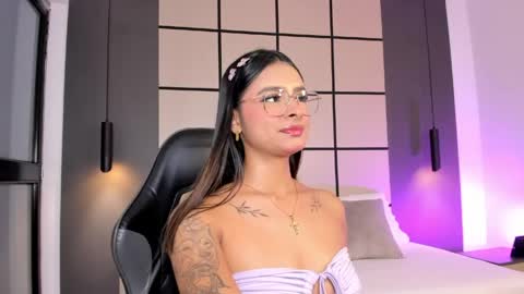 D U L C E online show from May 28, 2026, 8:28 pm