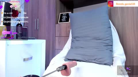 Snapshot of dulce_hiil_ chatting on January 18, 2025, 2:03 am Monday 5-2 am From Tuesday to Friday5-1 am Colombia time online show from January 18, 2025, 2:03 am