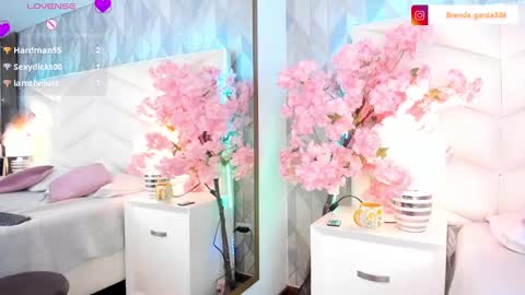 Snapshot of dulce_hiil_ chatting on February 23, 2025, 6:39 am Monday 5-2 am From Tuesday to Friday5-1 am Colombia time online show from February 23, 2025, 6:39 am