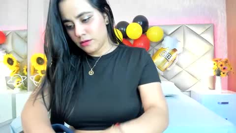 Snapshot of dulce_hiil_ chatting on October 1, 2025, 3:34 am Monday 5-2 am From Tuesday to Friday5-1 am Colombia time online show from October 1, 2025, 3:34 am