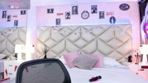 Snapshot of dulce_hiil_ chatting on October 25, 2025, 7:08 pm Monday 5-2 am From Tuesday to Friday5-1 am Colombia time online show from October 25, 2025, 7:08 pm